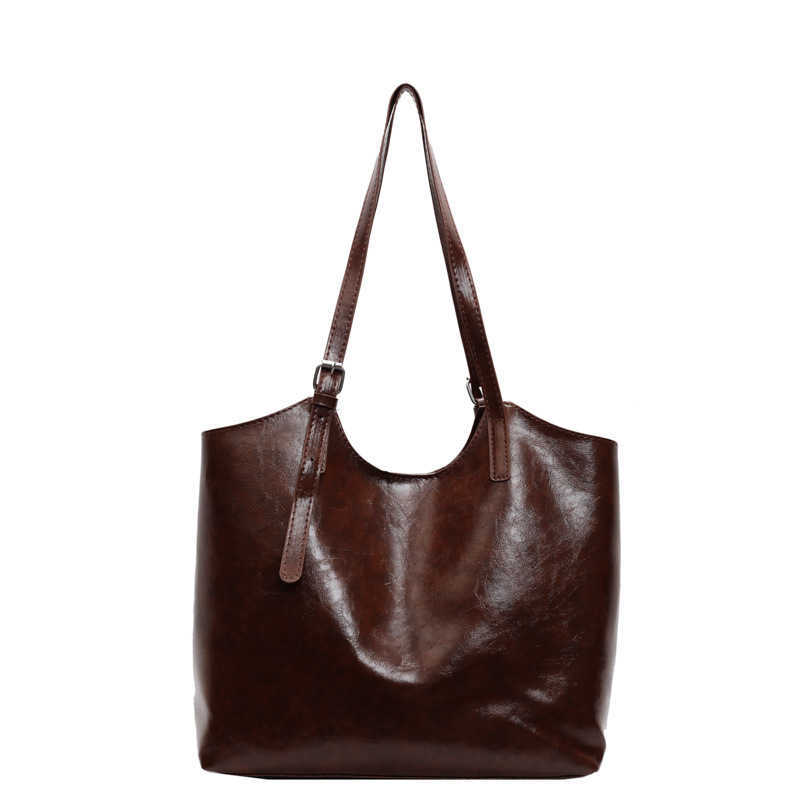 Spring New Oil Wax Leather Large Capacity 2025 Casual Solid Color Commuter Underarm Single Shoulder Tote Bag for Women 241231