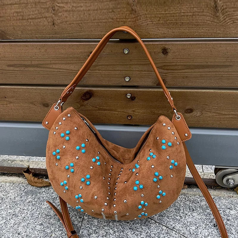 Bohemian ultra-thin half moon womens er handbag wallet artificial suede retro rivet pearl armrest shoulder 241226