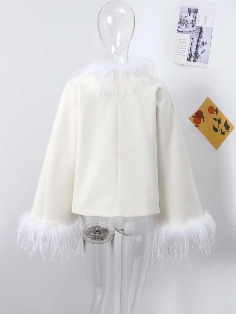 Urban Feather Patchwork Coat Women Casual O-neck Long Sleeve Single Breasted Female Jacket Autumn Lady All-match Overcoat 241230