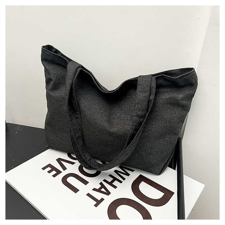 Lightweight denim canvas, simple, fashionable, stylish, casual, solid color, portable, women's large capacity single shoulder tote bag 241231