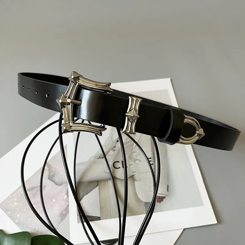 Unisex mens womens silver buckle leather belt for women men jeans casual fashionable female male belt 241226