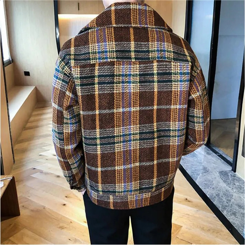 Wool Blend Trench Jackets Autumn Winter Short Loose Jacket Korean Fashion Plaid Mens DoubleBreasted Tweed Coat 241224Z
