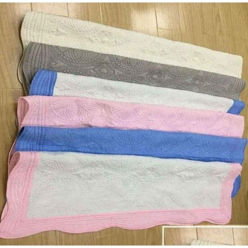 Wholesale Baby Heirloom Blan Blankets Quilts Cotton Infant Quilted Navy White Ruffle Minky Toddle Babys Gift Born 0413 Kets S Kets S