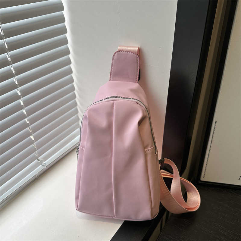 Winter Fashion 2024 New Trendy Design Stylish and Large Capacity Western Style Single Shoulder Cross Chest Bag 241231