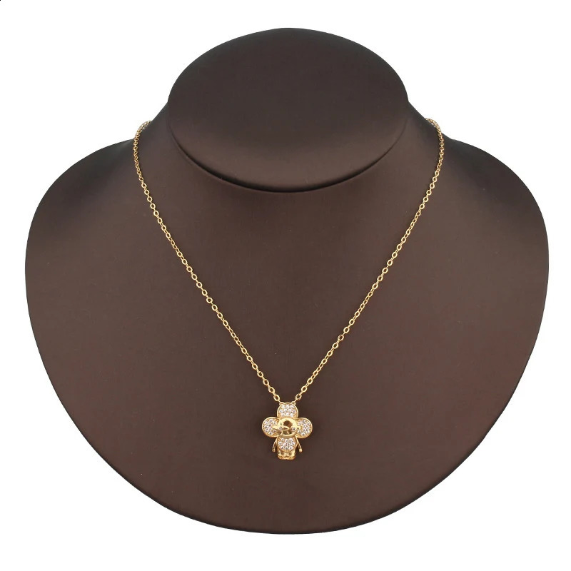 European and American Fashion Flower Bee Steel Micro-Inlaid Zircon Necklace Earrings Ring Retro Suit 241226