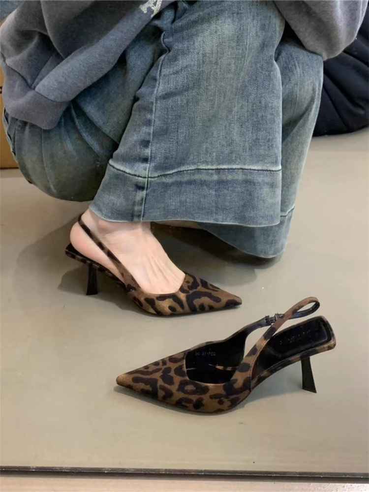 Sexy royal sister leopard print pointed-toe high heels women's 2024 summer new French temperament stiletto heel toe sandals Sliver
