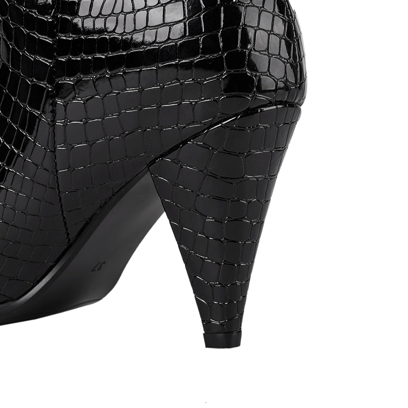 Women's New Sexy European And American Pointed Snake Patterned Plaid Heel Large Knee High Western Boots