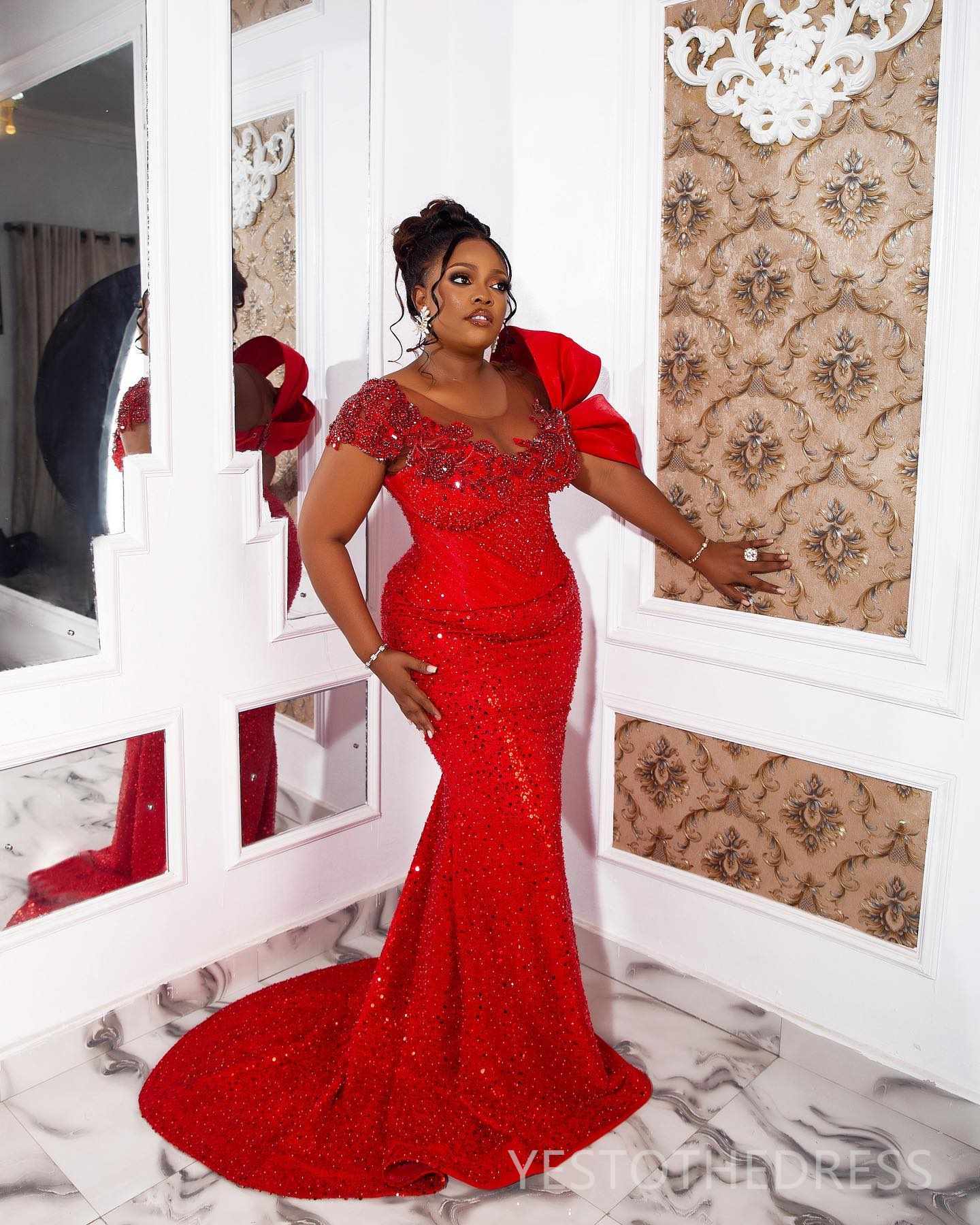 2025 Plus Size Red Prom Dress Mermaid Promdress Evening Dresses for Black Women Short Sleeves Beaded Lace Illusion Birthday Dress Second Reception Gow