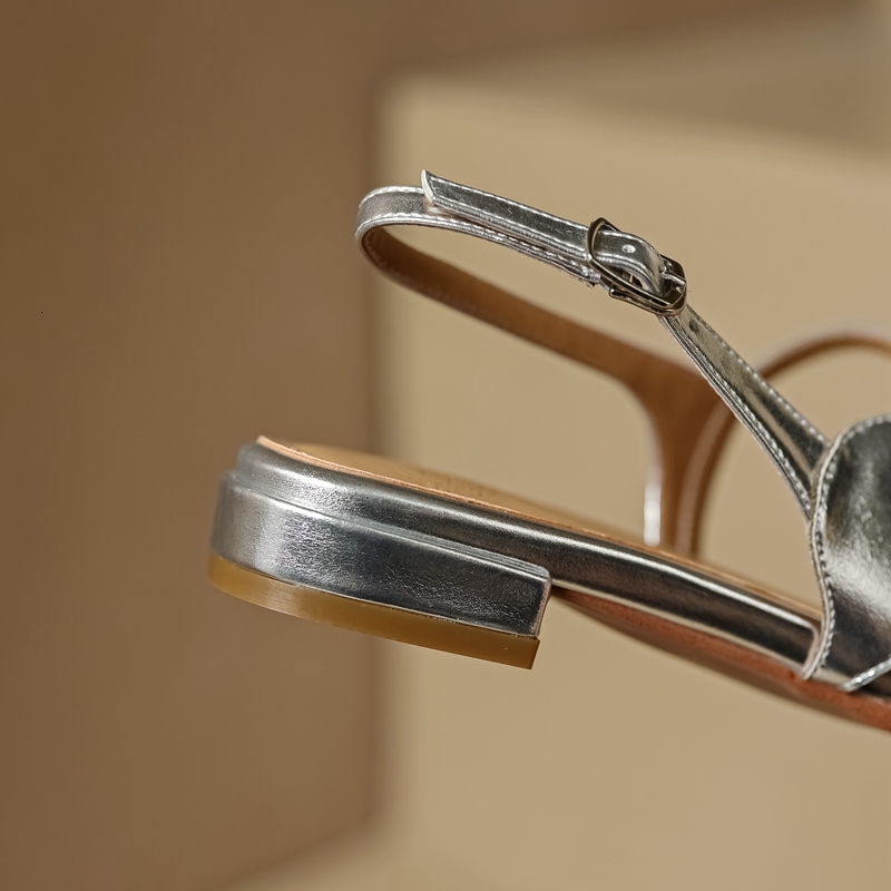 Women's New Round Head Spring/Summer Genuine Leather Sheepskin Spliced Low Heel Large Size Elastic Open Toe Sandals