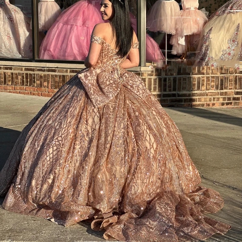 Luxury Champagne Gold Sweetheart Sequined Quinceanera Dresses Sweet 16 Girls Off Shoulder Ball Gown Birthday Party Prom Dress