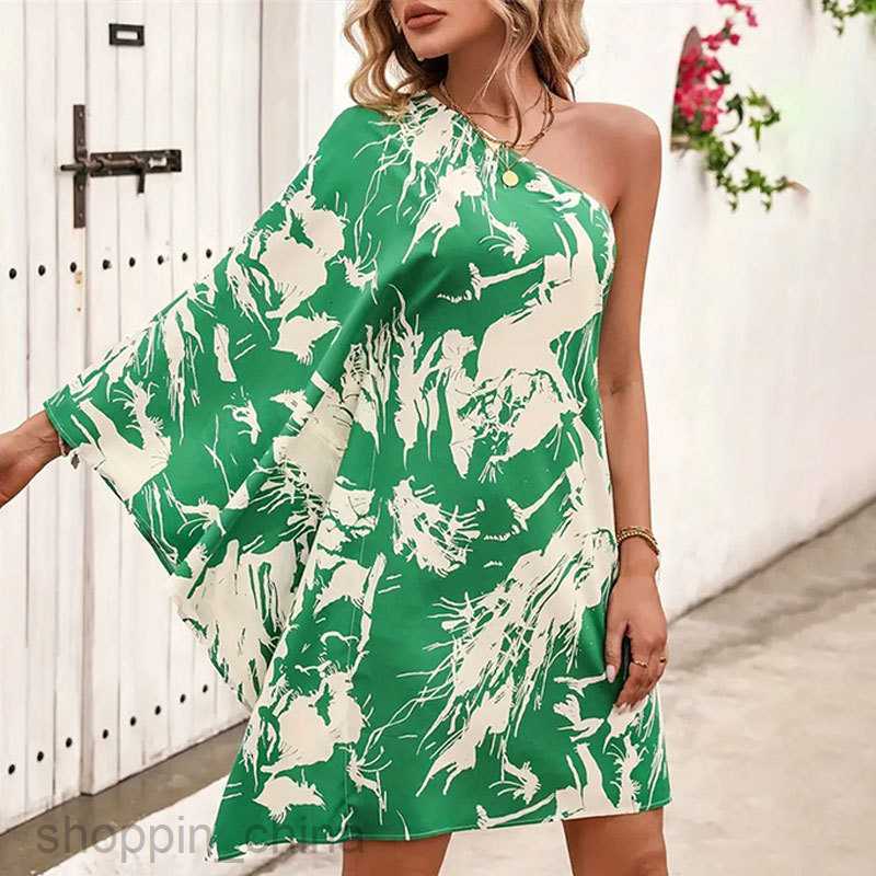 Basic Casual Dresses for Woman Diagonal shoulder flared sleeve printed short dress for spring and summer women's design sense women's dress