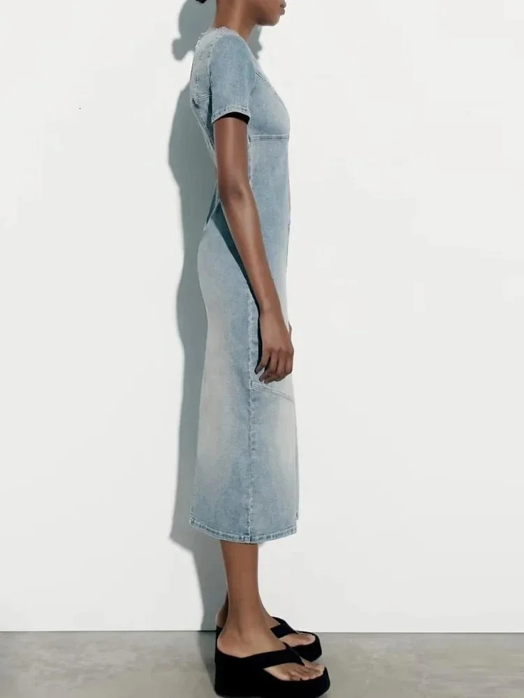 TRAFZA Casual Blue Denim Dress Patchwork Denim O Neck Dress Short Sleeve Slit Elegant Denim Midi Washed Denim Slim Dress 240701
