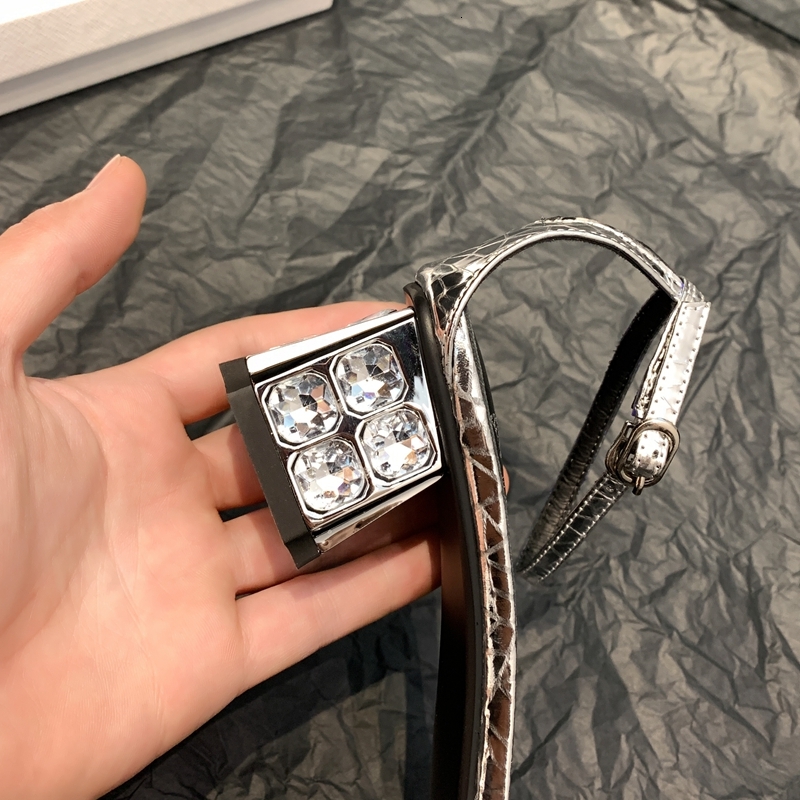 Women's New Spring/Summer Square Headed Genuine Explosive Pattern Cowhide Simple Diamond High Heel Large Size Sandals