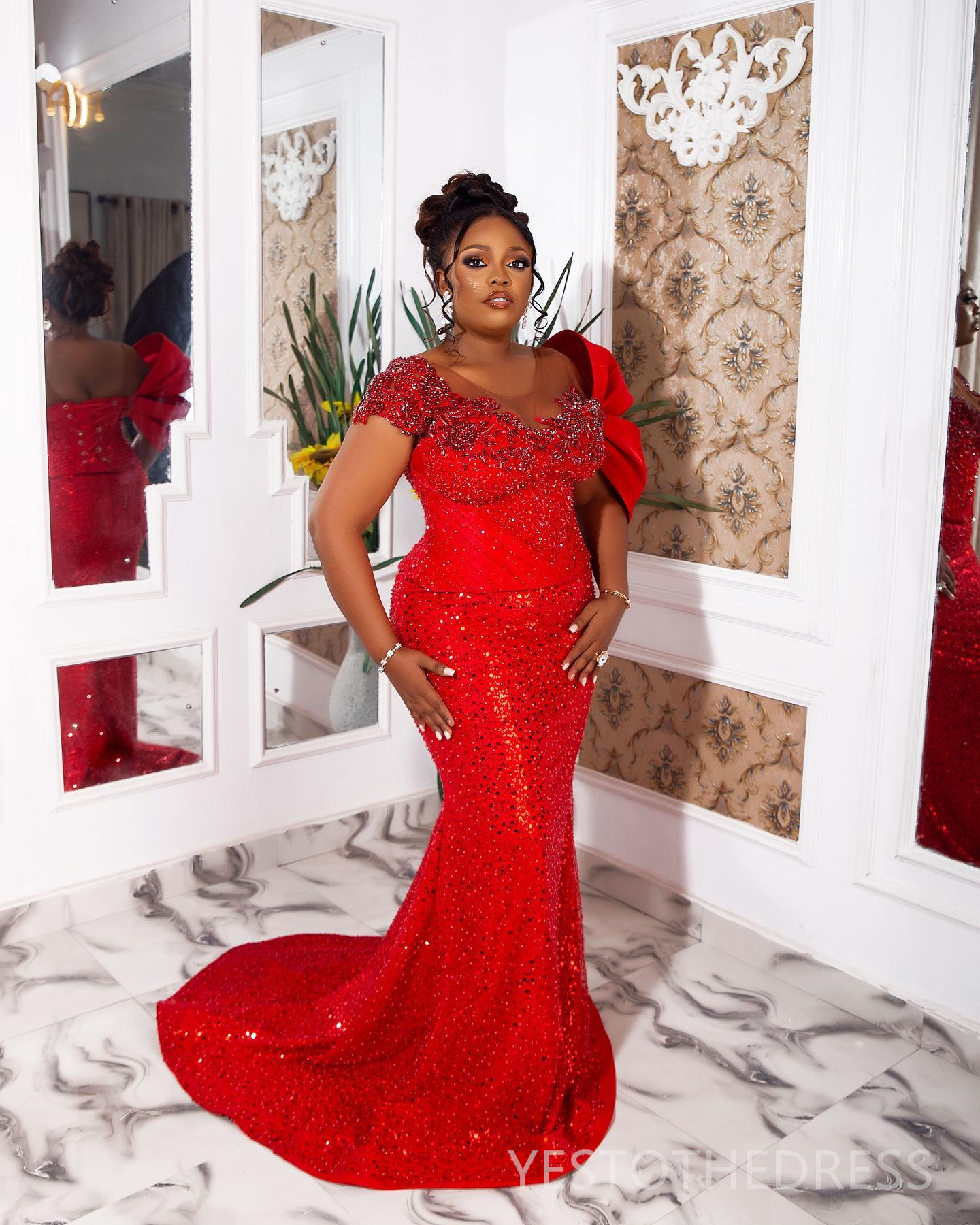 2025 Plus Size Red Prom Dress Mermaid Promdress Evening Dresses for Black Women Short Sleeves Beaded Lace Illusion Birthday Dress Second Reception Gow
