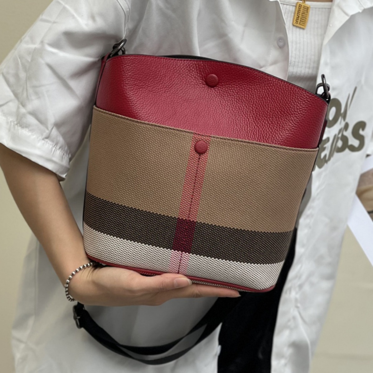 New genuine leather women Korean canvas plaid large capacity single shoulder crossbody versatile foreign style middle bucket bag 4