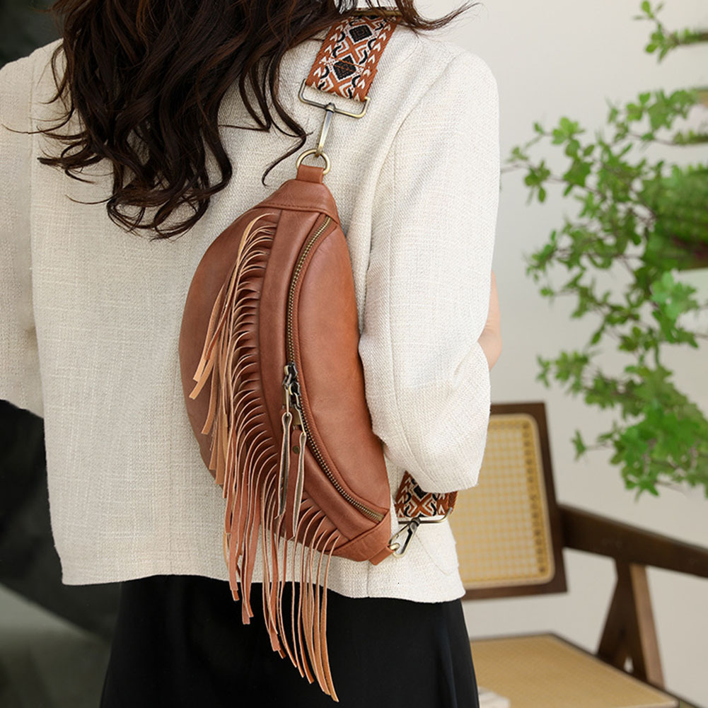 Rretro Tassel Pleated Ladies Fanny Pack Euro-America PU Leather Solid Women's Bum Fashion Fringe Chest Bag with Guitar Strap H7.1#39 ddmy a7af