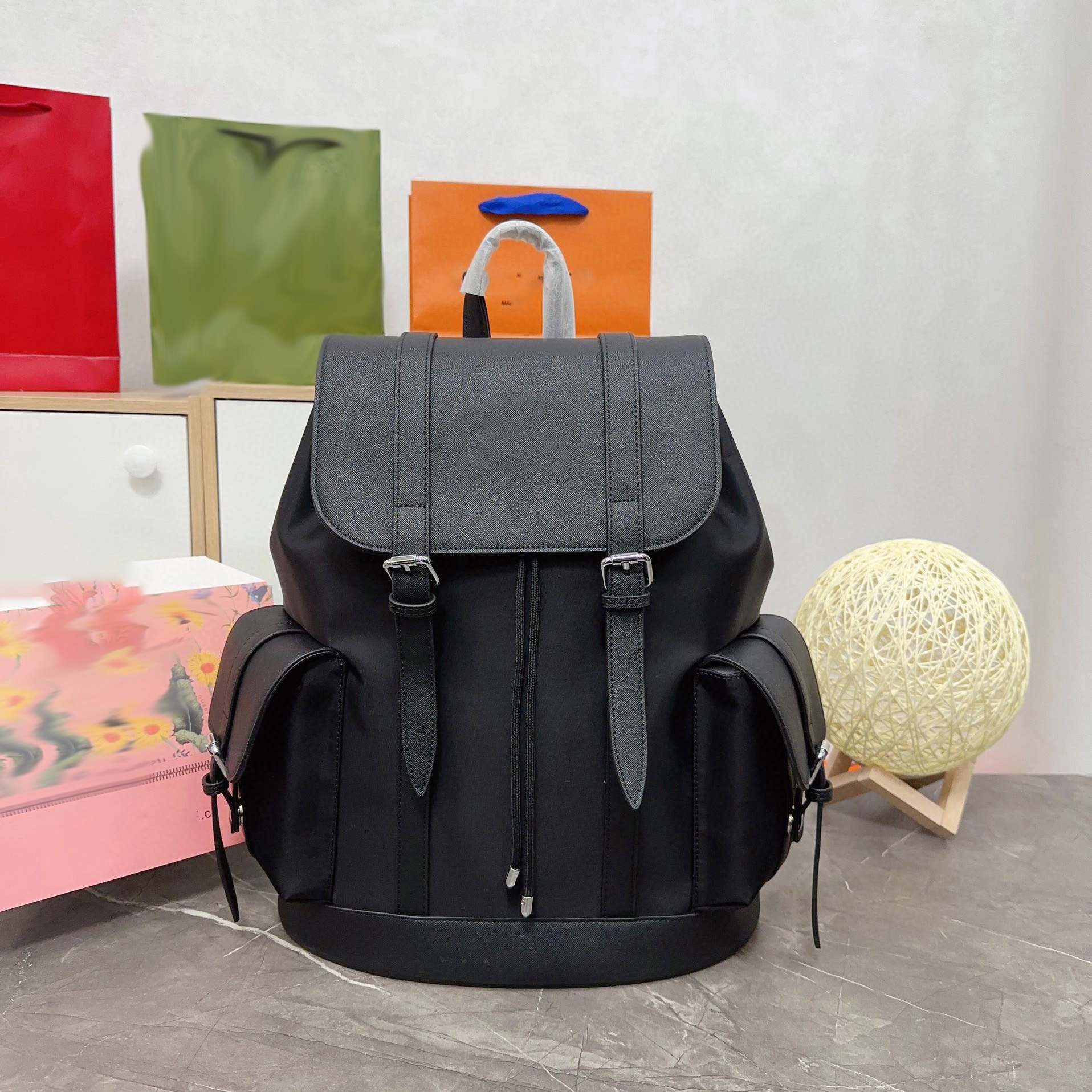 Famous designer men's backpack, nylon cowhide outdoor hiking bag, messenger bag, women's travel bag school bag Duffel bags shoulderbag crossbody Satchels