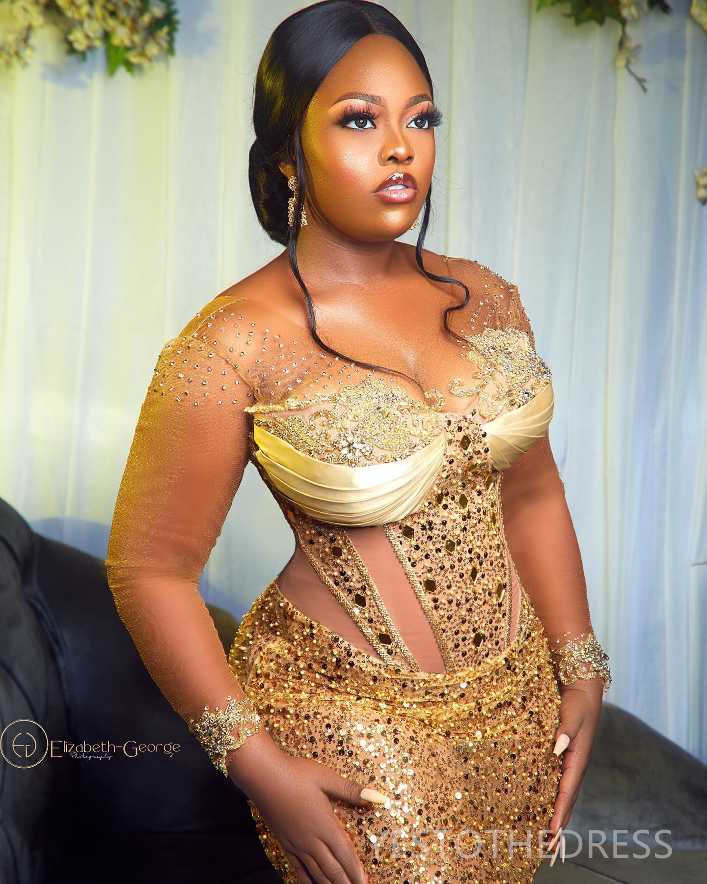 2024 Gold Plus Size Prom Dresses for Black Women Mermaid Promdress Evening Dresses Elegant Illusion Long Sleeves Appliqued Beaded Sequined Lace Gala G