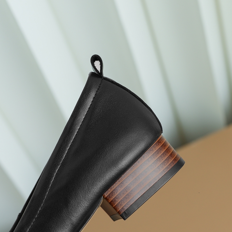 Women's New Spring And Autumn Square Head Genuine Leather Cowhide Comfortable Low Heel Elastic Large Oxford Single Shoes