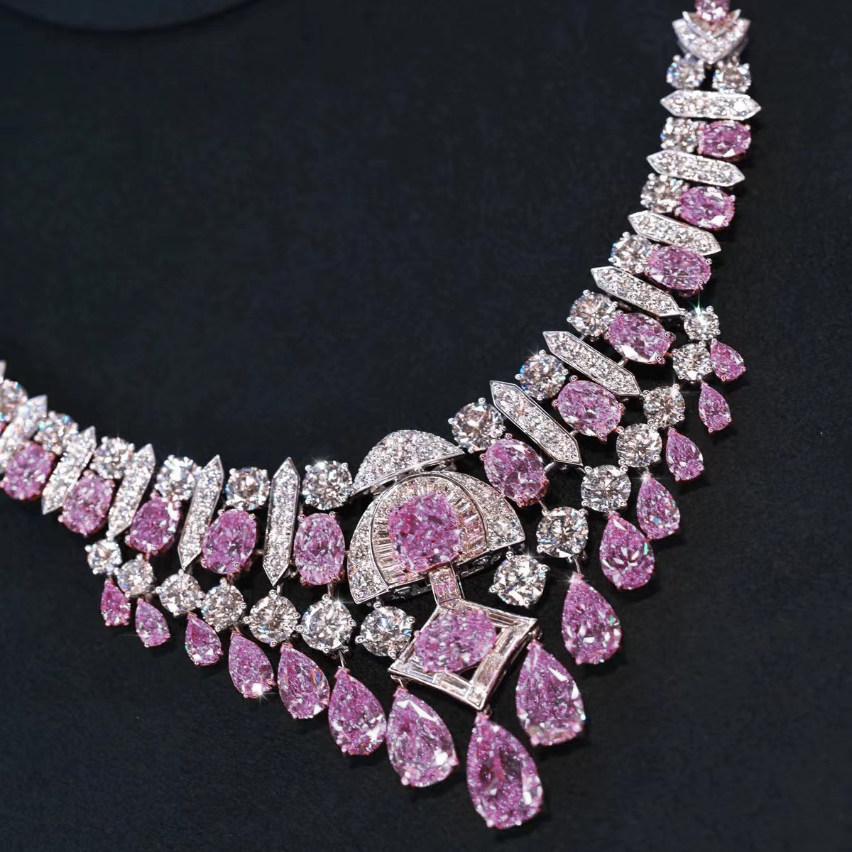 2025 Handmade Sparkling Bridal Pendant Luxury Jewelry 18K White Gold Fill Water Drop Yellow Moissanite Diamond Party Gorgeous Women Wedding Necklace G