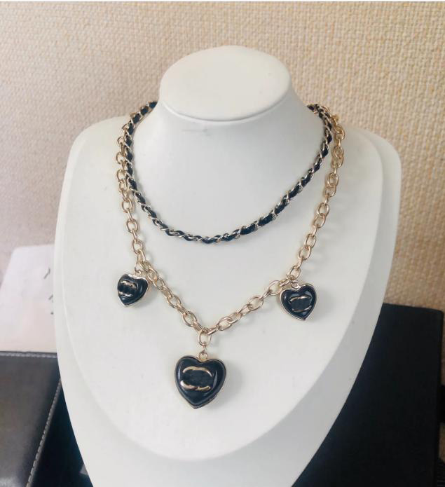 20style Brand Designer chicken heart Pendants Channel Necklaces Crystal Pearl Letter C Choker Pendant Necklace Sweater Chain Jewelry Accessories