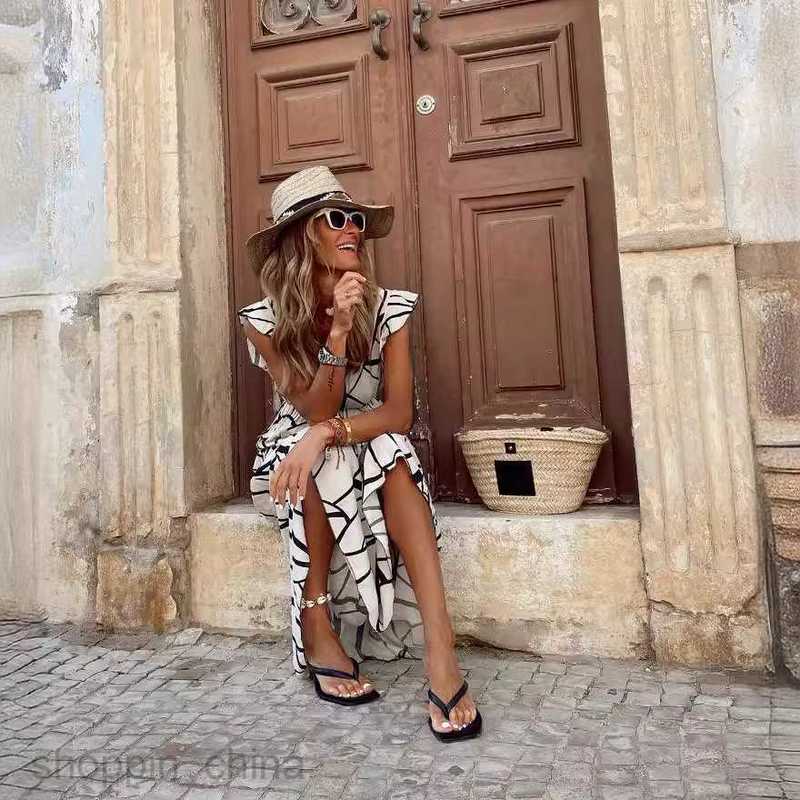 Basic Casual Dresses Women Spring/Summer New Dress Geometric Print V-Neck Ruffle Edge Large Swing Long Dress