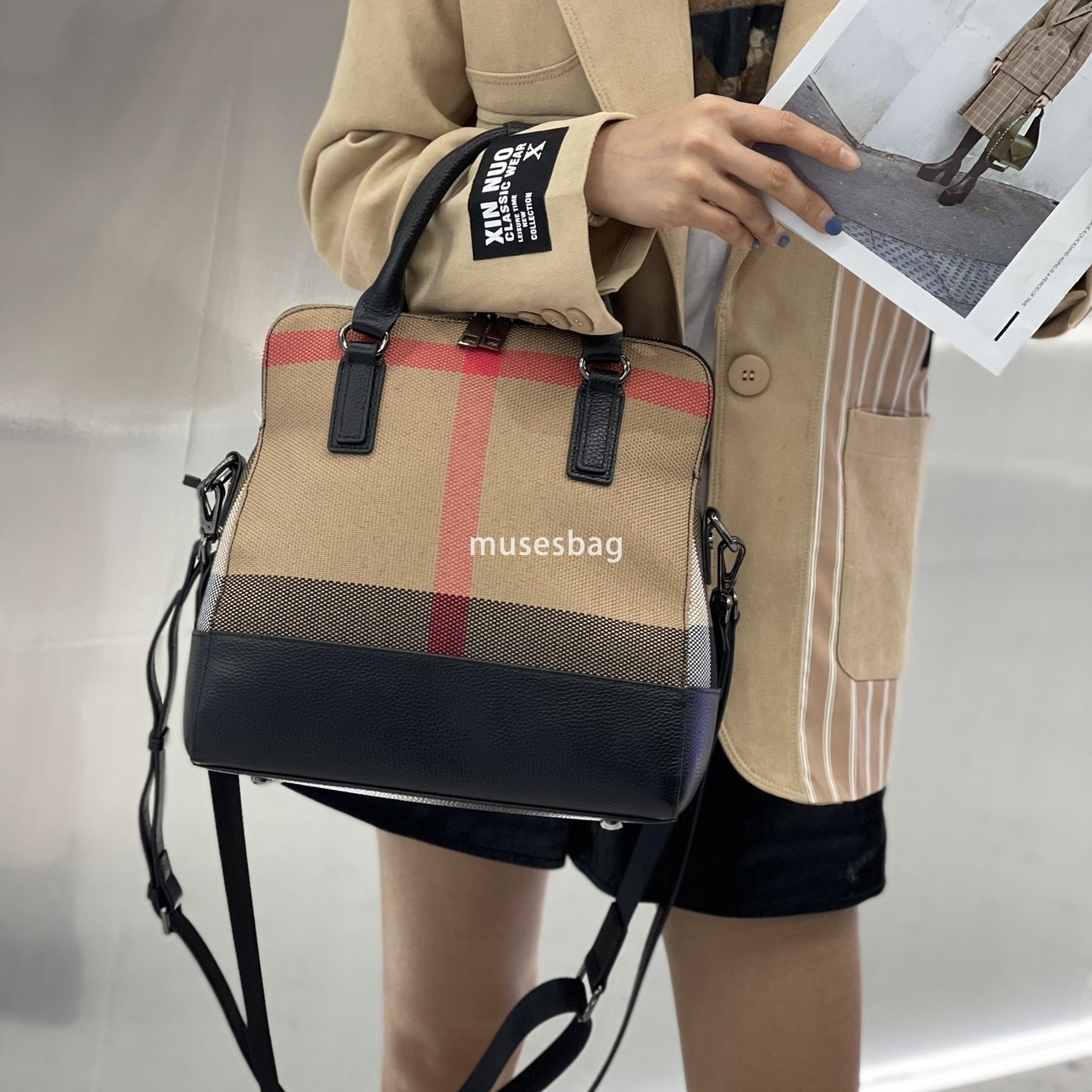 Women autumn and winter new casual plaid tote bag with trendy stripes wide shoulder straps single shoulder genuine leather bag for women