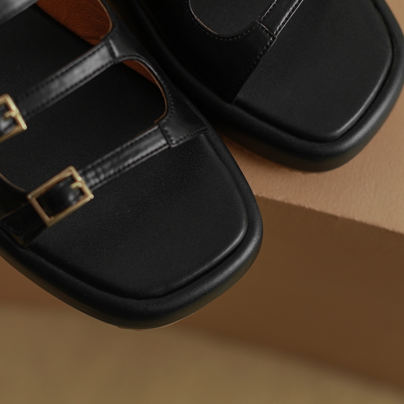 Women's New Spring/Summer Round Open Toe Thick Bottom Buckle Elastic Belt Leather Cowhide Middle Heel Roman Sandals