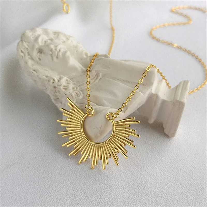 Pendant Necklaces S925 Sterling Silver Simple Golden Sunlight Irregular Pendant Necklace Wedding Party Jewelry Accessories Friendship Gift