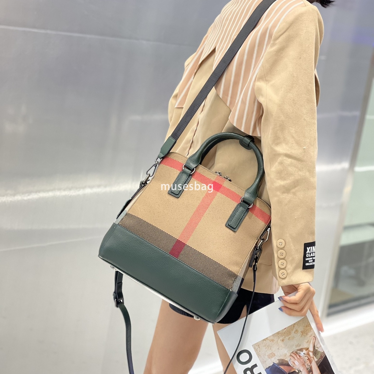 Women autumn and winter new casual plaid tote bag with trendy stripes wide shoulder straps single shoulder genuine leather bag for women