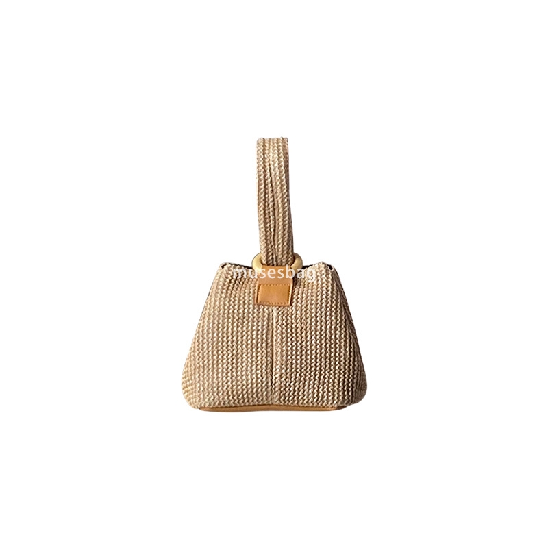 Fashionable women with a sense of luxury cute girls with hand-held grass woven bags new niche personality summer chain bag single shoulder woven bag t