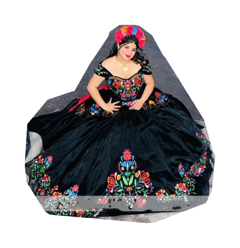 2024 Sexy Charro Black Embroidery Quinceanera Dresses Off Shoulder Ral Organza Ruffles Sweet 16 Vestidos De 15 Quinceanera Ball Gowns 0212D