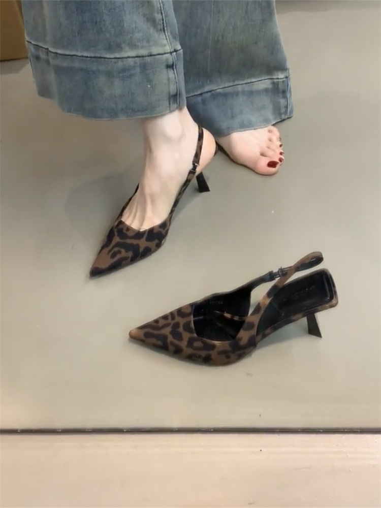 Sexy royal sister leopard print pointed-toe high heels women's 2024 summer new French temperament stiletto heel toe sandals Sliver