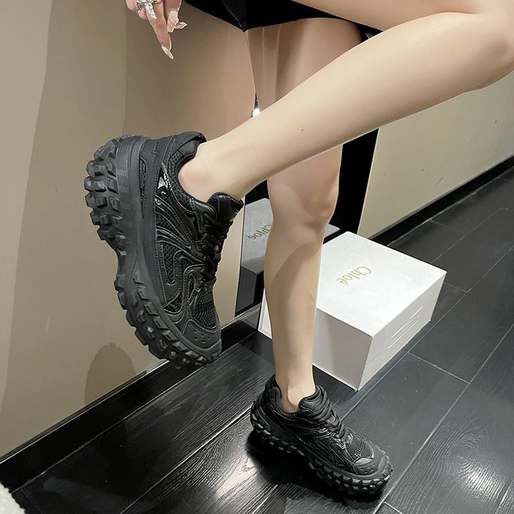 Spring New Height Increase Versatile Fashion Thick Sole Round Head Sports Shoes Mesh Breathable Dad Shoes Casual Shoes