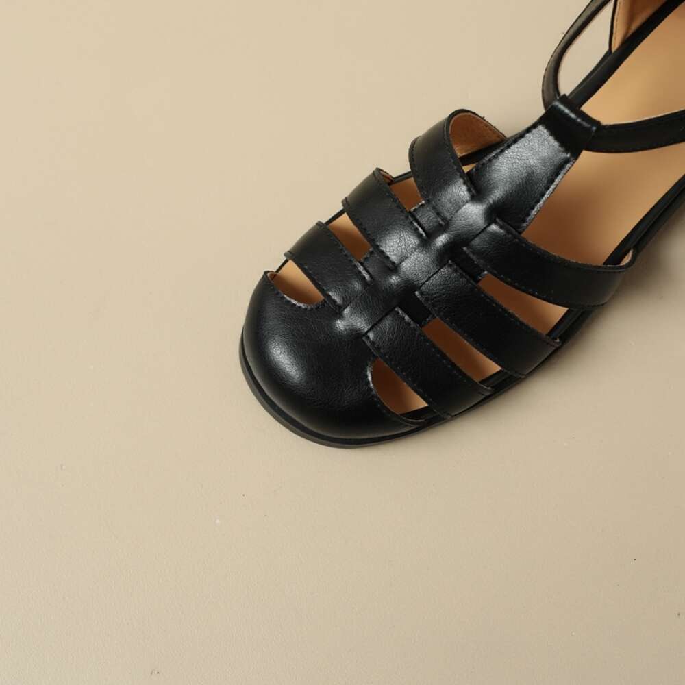 Women's New Spring/Summer Round Head Leather Comfortable Low Baotou Customized Large Heel Roman Sandals 46 47 48