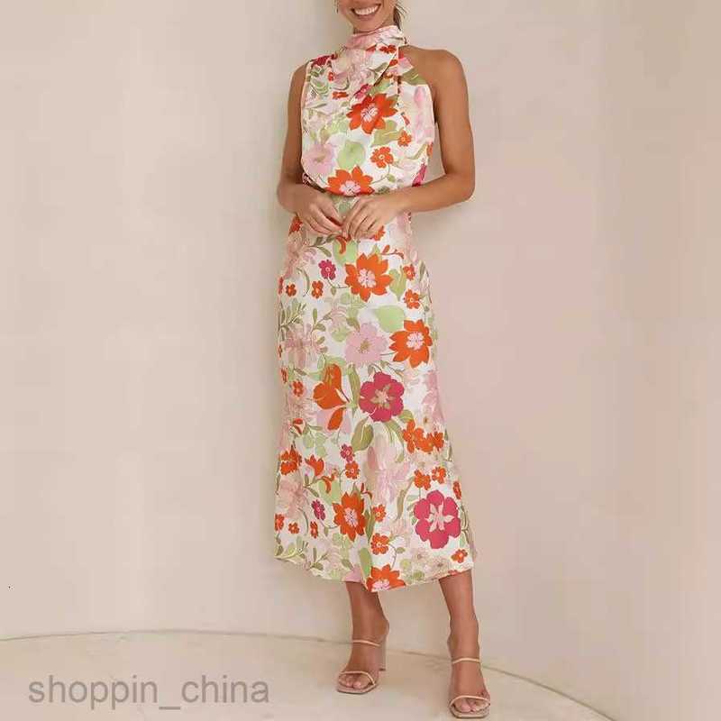 Basic Casual Dresses Women mature temperament women's sleeveless strapless printed satin dress