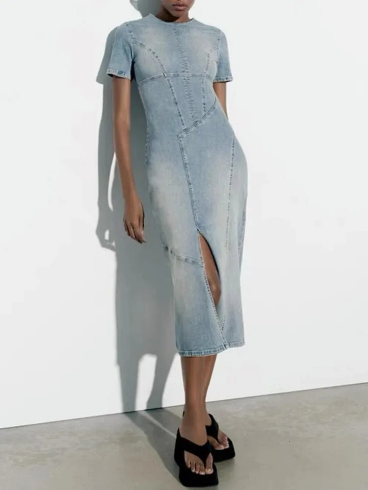 TRAFZA Casual Blue Denim Dress Patchwork Denim O Neck Dress Short Sleeve Slit Elegant Denim Midi Washed Denim Slim Dress 240701