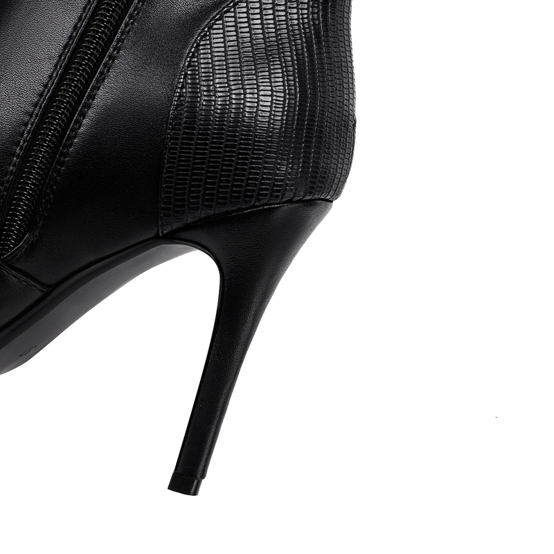 Women's New Two Wear European And American Sexy Nightclub Rivet Belt Buckle Large Pointed High Long Heel Short Boots