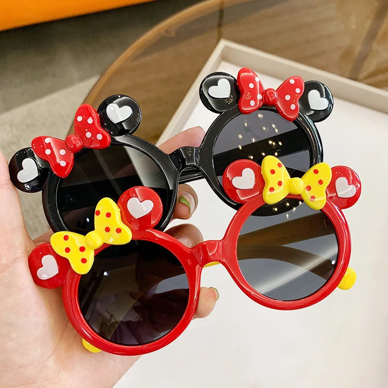 Children Cute Cartoon UV400 Sunglasses Boys Girls Colors Outdoor Kids Sun Protection Baby Sport Shades Glasses 240626 Z260305