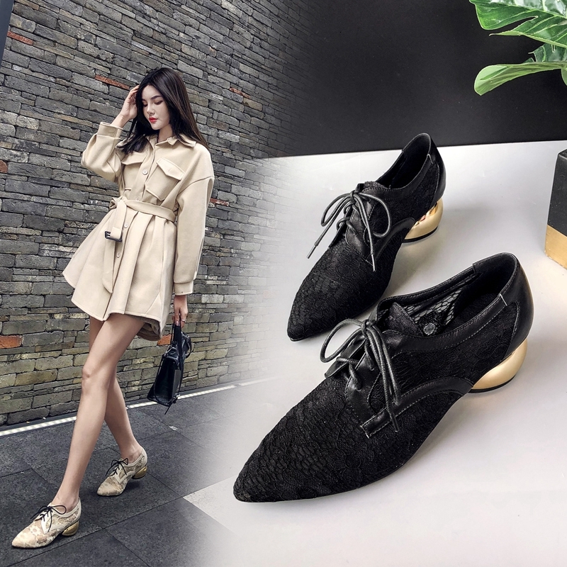 2024 Spring/Summer Women's New Pointed Mesh Hollow Leather Cowhide Gold Middle Heel Strap Breathable Single Shoes