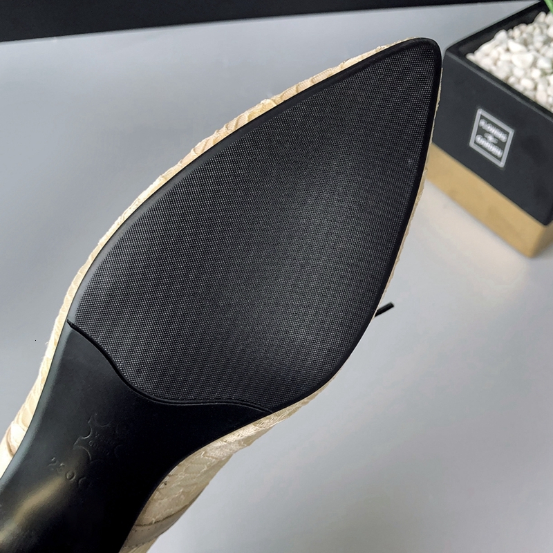 2024 Spring/Summer Women's New Pointed Mesh Hollow Leather Cowhide Gold Middle Heel Strap Breathable Single Shoes