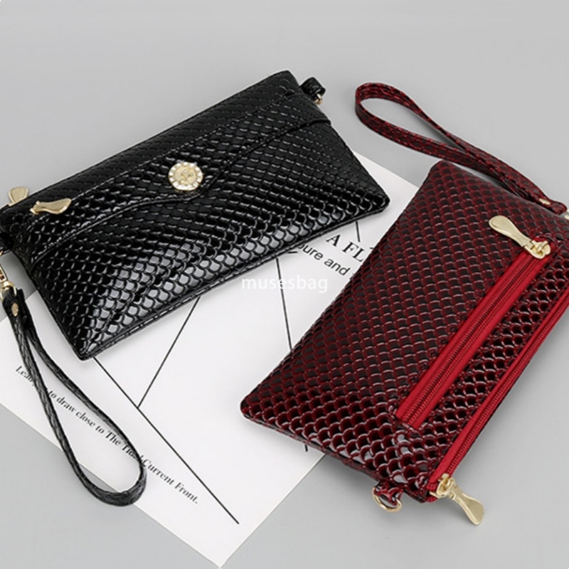 High quality women's designer handbag practical mobile phone bag zero wallet Korean casual and fashionable crossbody bag small bag small square b