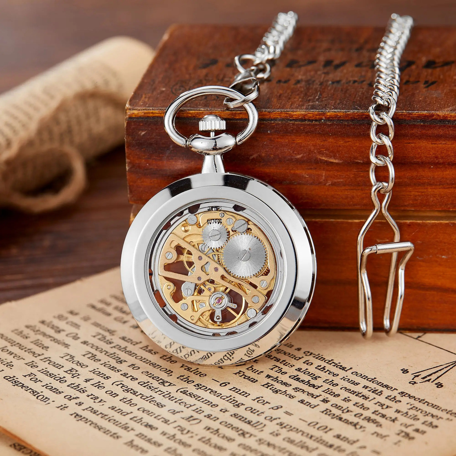 Retro Steampunk Skeleton Mechanical Fob Pocket Watch Clock Necklace Pendant Hand-Winding Men Women Chain Gift 240626