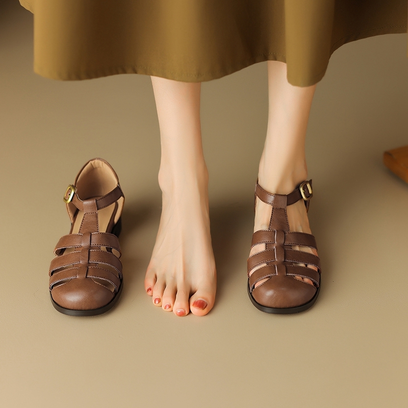 Women's New Spring/Summer Round Head Leather Comfortable Low Baotou Customized Large Heel Roman Sandals 46 47 48