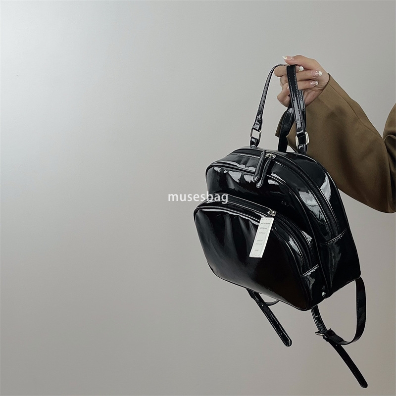 Fashionable Women's High end New Fashionable and Small, Lightweight and Practical Large Capacity Backpack Cute and Versatile Casual Black High en