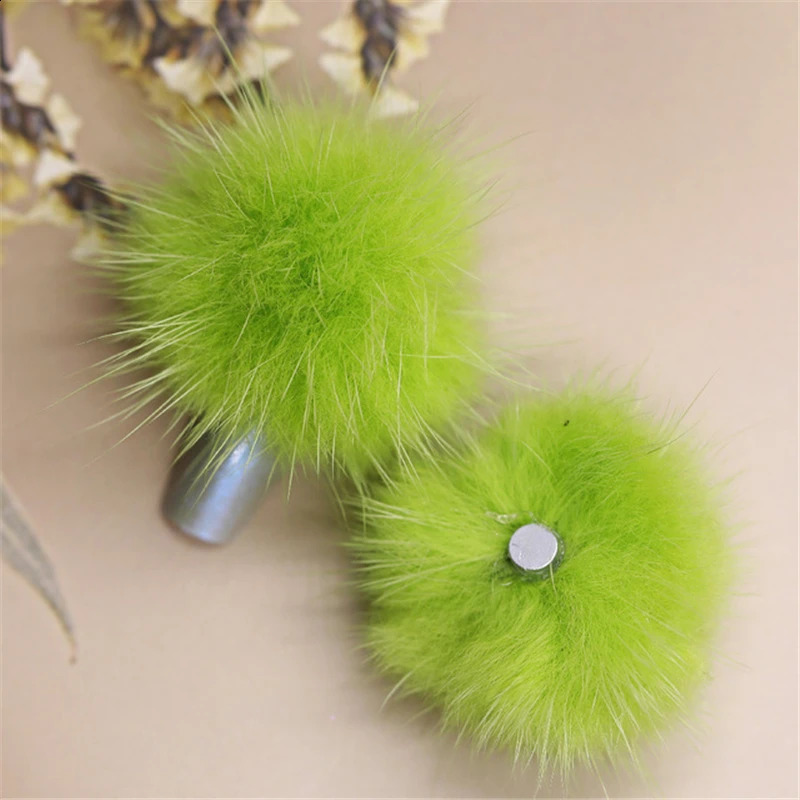 5pcs Detachable Magnet Ball Fluffy 3D 16 Colors 27*27mm Puffy Pom Pons Set Kit Jewelry Manicure Accessories DIY Nails Charms 240701