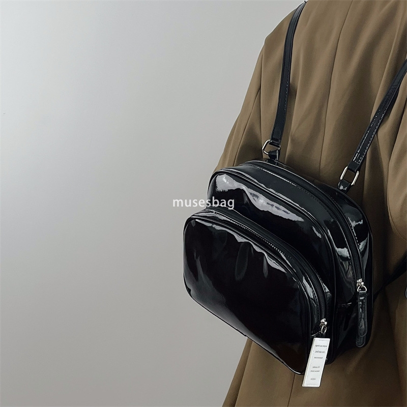 Fashionable Women's High end New Fashionable and Small, Lightweight and Practical Large Capacity Backpack Cute and Versatile Casual Black High en