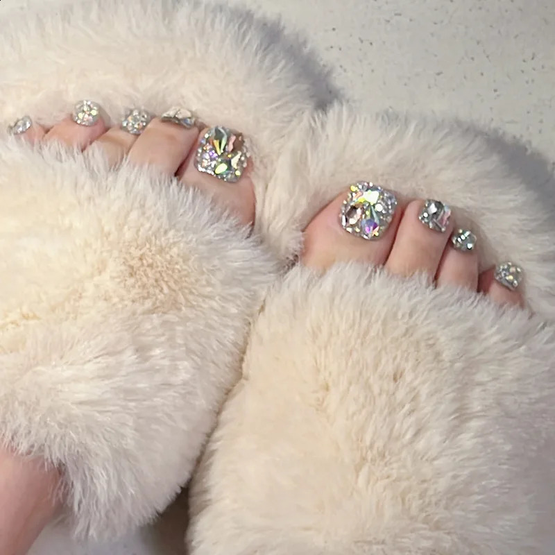 24pcs Colorful Diamond Fake ToeNails Short Square Summer Aurora Silver Sparkling False ToeNails Press On Manicure Feet Nail Tips 240914