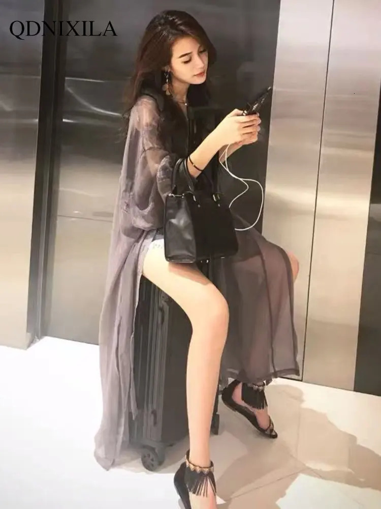 2023 Summer Midlength Womens Shirts and Blouses Fashion Sunscreen Clothing Thin Cardigan Chiffon Beach Top Oversized 240627