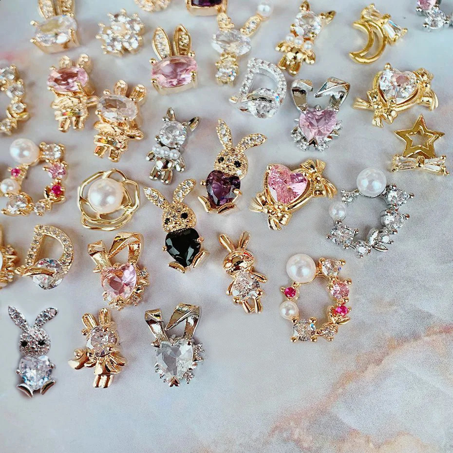10pcs Kawaii Love Heart Rabbit Flower Wreath Nail Art Parts Zircon Crystal Manicure Nails Accesorios Supplies Decorations Charms 240701